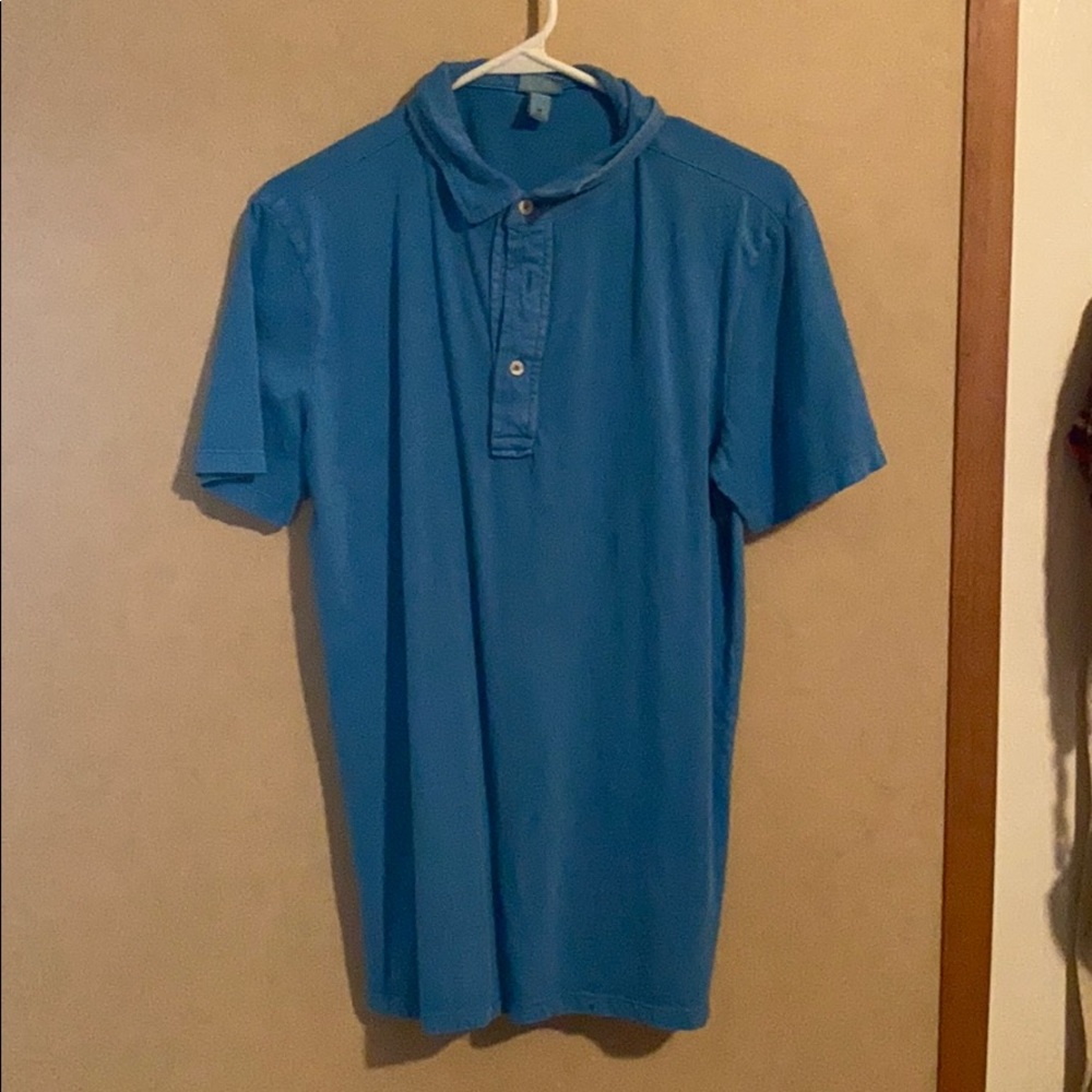 Short sleeve polo style